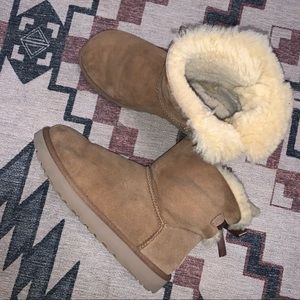 UGG Mini Bailey Bow II Boot (Size 9, Chestnut)